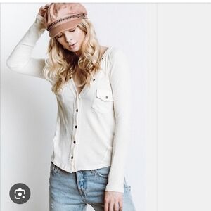 We The Free Starlight Snap Button Henley Top Tea Color Size Medium